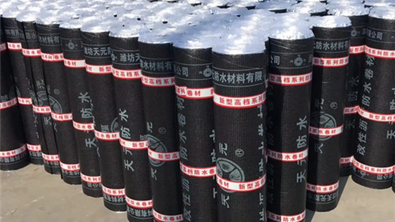 自粘防水卷材耐高温性能解析：关键指标与施工要点